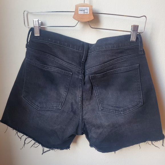 GAP Denim Shorts - Picture 2 of 4